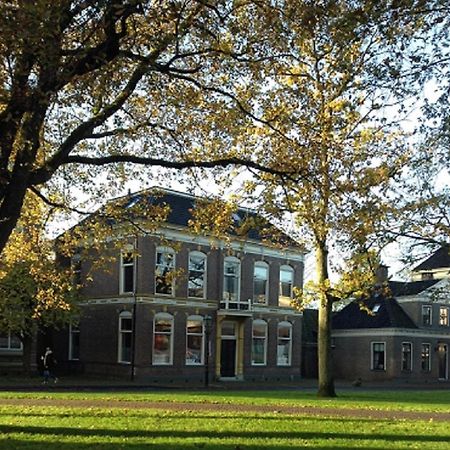 Bed and Breakfast "In De Kloosterhof" Gratis Prive Parkeren Assen Esterno foto
