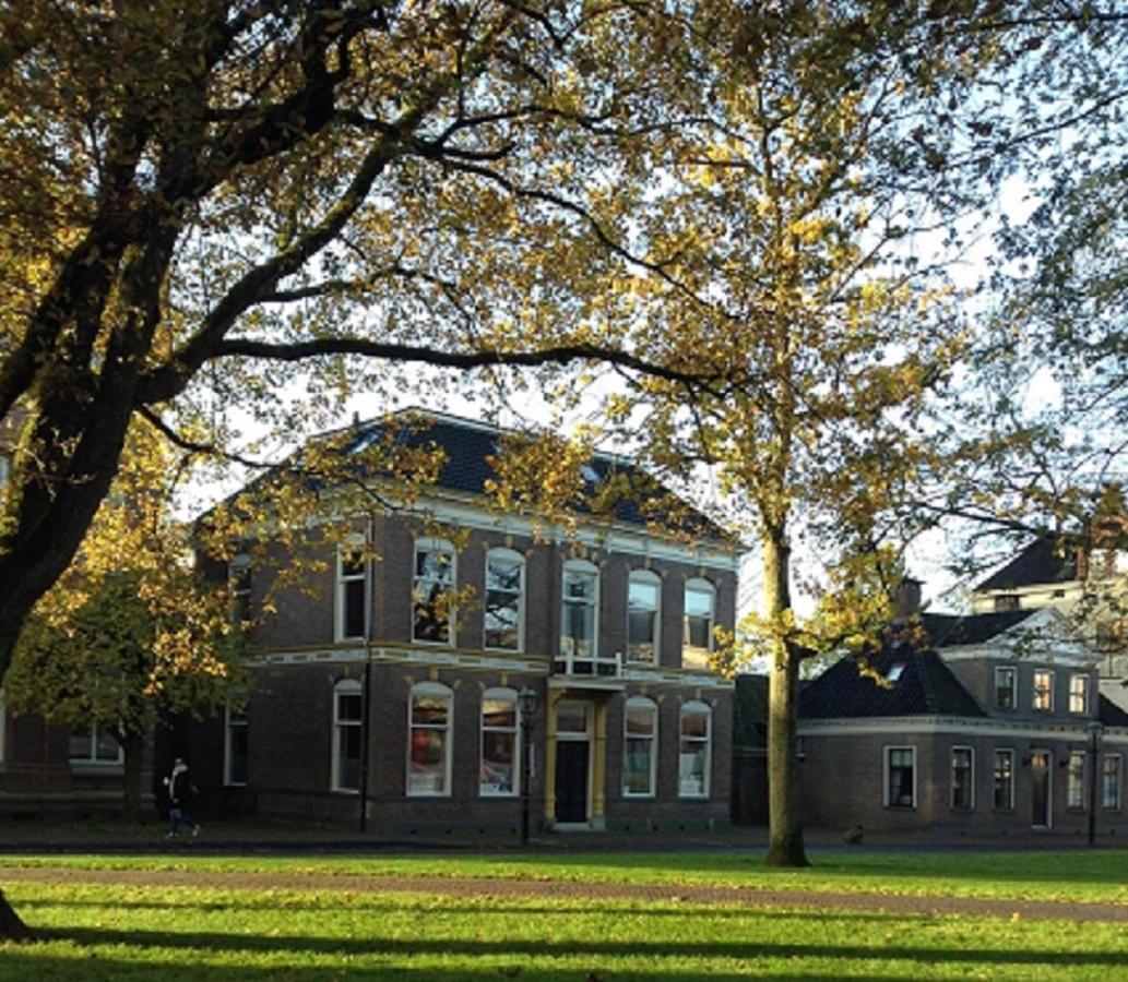 Bed and Breakfast "In De Kloosterhof" Gratis Prive Parkeren Assen Esterno foto