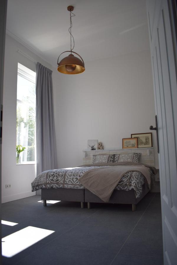 Bed and Breakfast "In De Kloosterhof" Gratis Prive Parkeren Assen Esterno foto