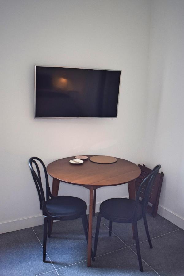 Bed and Breakfast "In De Kloosterhof" Gratis Prive Parkeren Assen Esterno foto