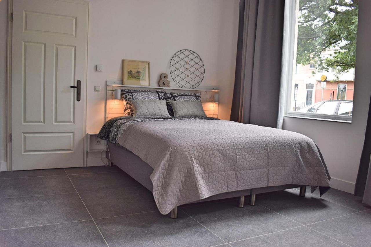 Bed and Breakfast "In De Kloosterhof" Gratis Prive Parkeren Assen Esterno foto